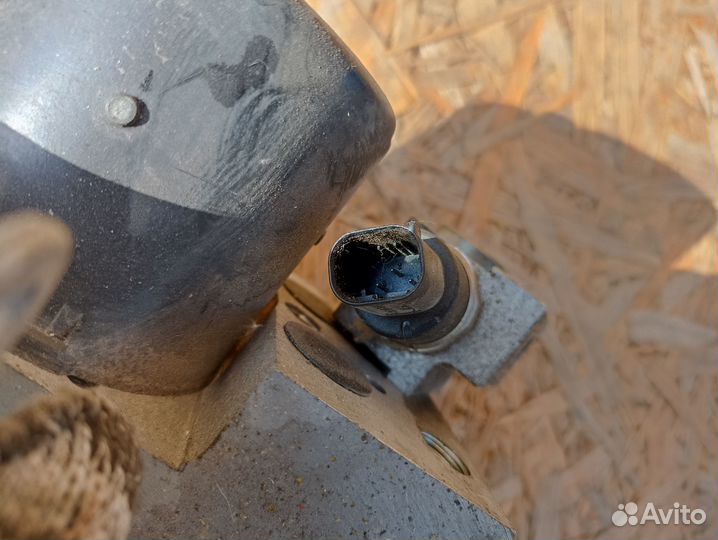 Блок ABS Mercedes W220