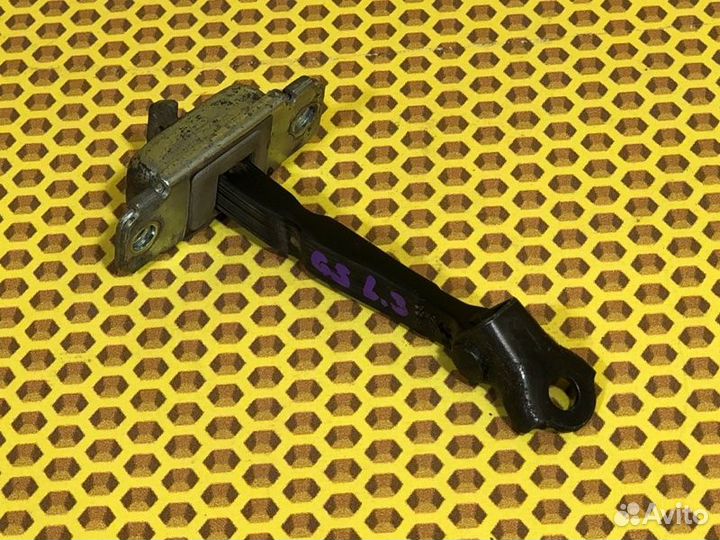 Ограничитель двери задний левый Hyundai Creta GS