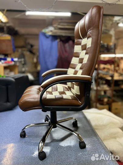 Компьютерное кресло