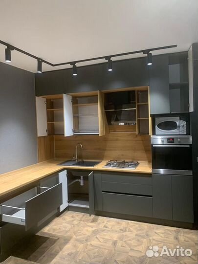 Кухонный гарнитур