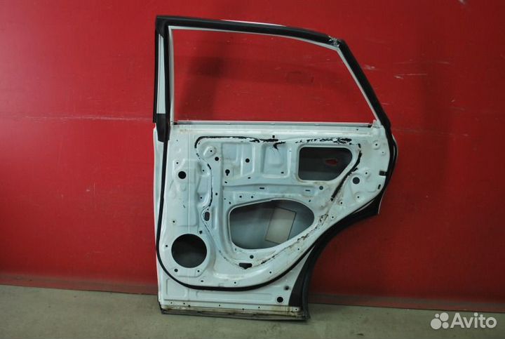 Дверь задняя правая Lexus Rx