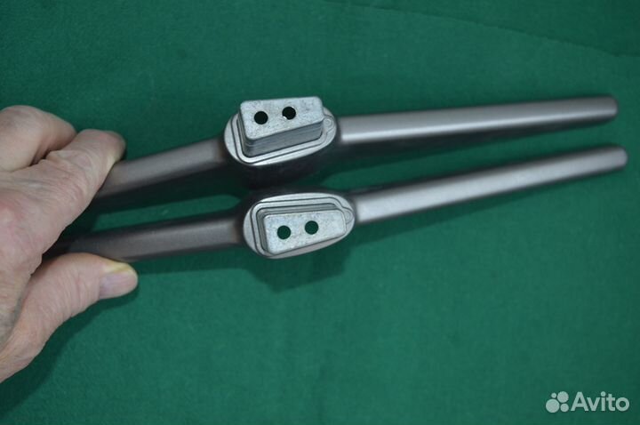 Ножки для телевизора новые пара Грюндик