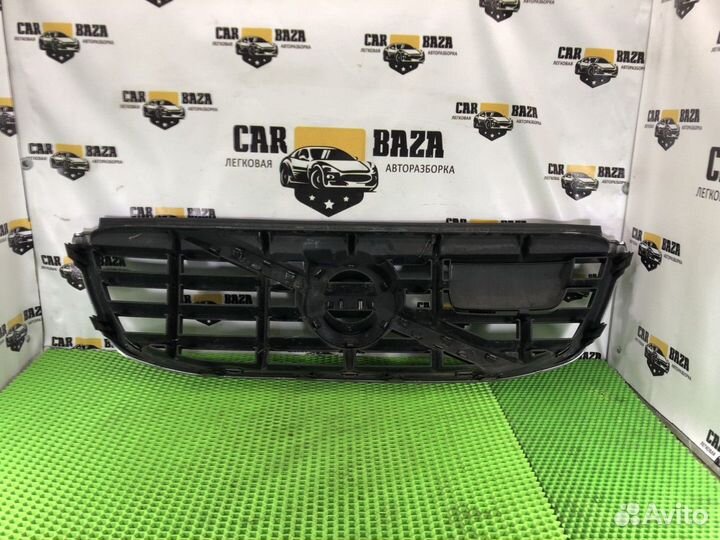 Решетка радиатора Volvo XC60