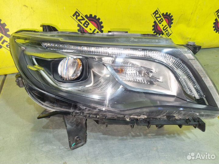 Фара передняя правая Geely Atlas NL-3 2.4 2021