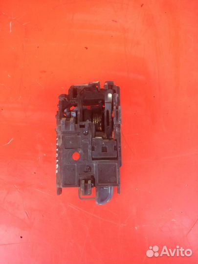 Ручка двери внутренняя передняя левая Nissan