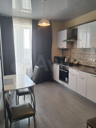 1-к. квартира, 42 м², 9/9 эт.