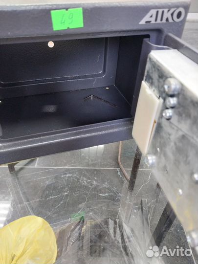 Сейф металлический aiko T-170 EL