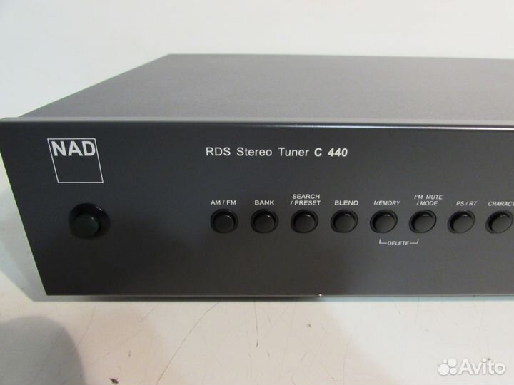 NAD C440 RDS Стерео Тюнер