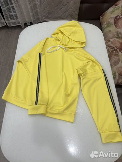 Кофта спортивная