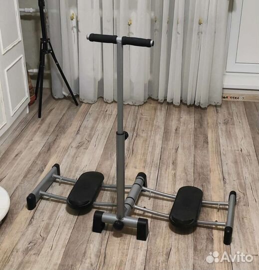 Тренажер для ног и ягодиц