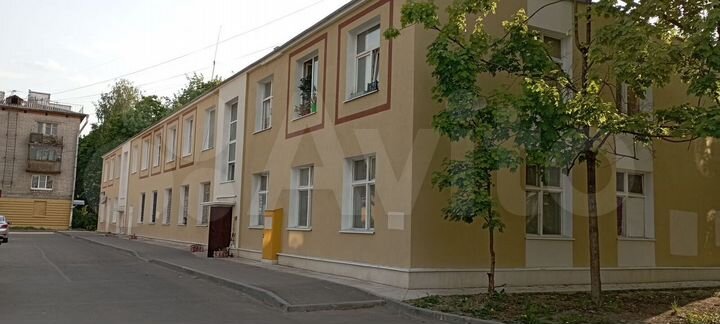 Комната 13,5 м² в 5-к., 1/2 эт.