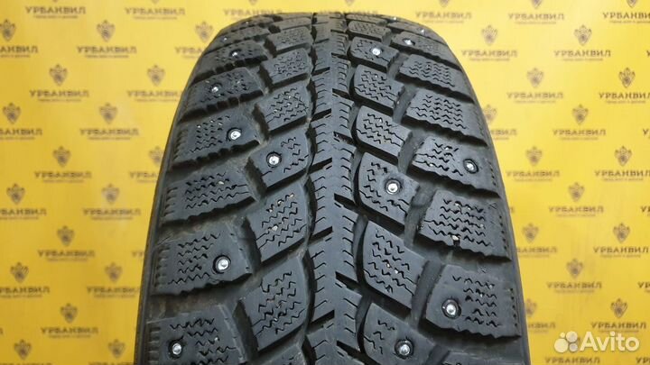 Kumho I'Zen Wis KW19 215/60 R16 95
