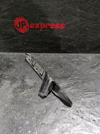 Кронштейн бампера передний правый Bmw 5 E61 N52B25