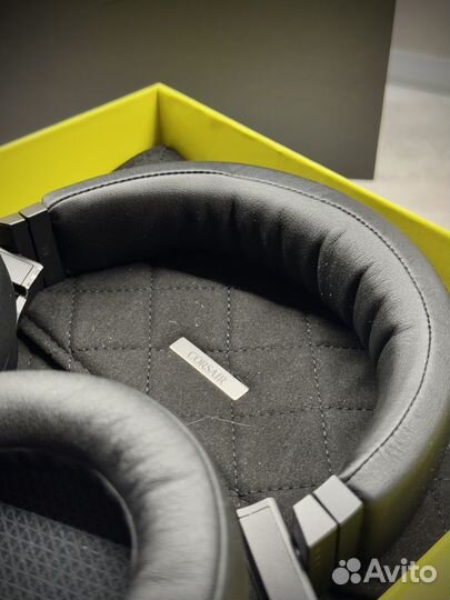 Corsair Virtuoso RGB Wireless XT