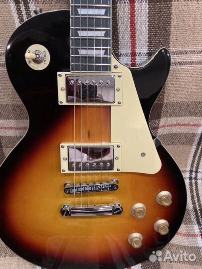 Электрогитара Les Paul