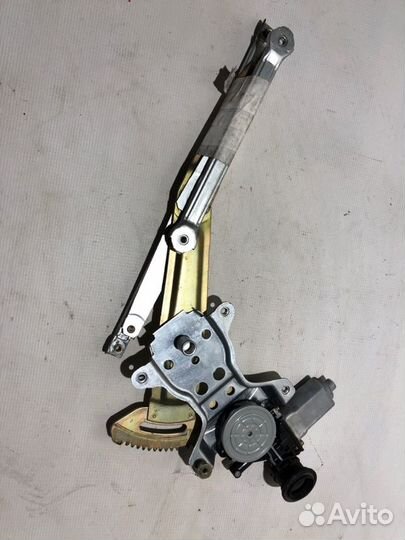 Стеклоподъемный механизм задний левый Toyota Vista