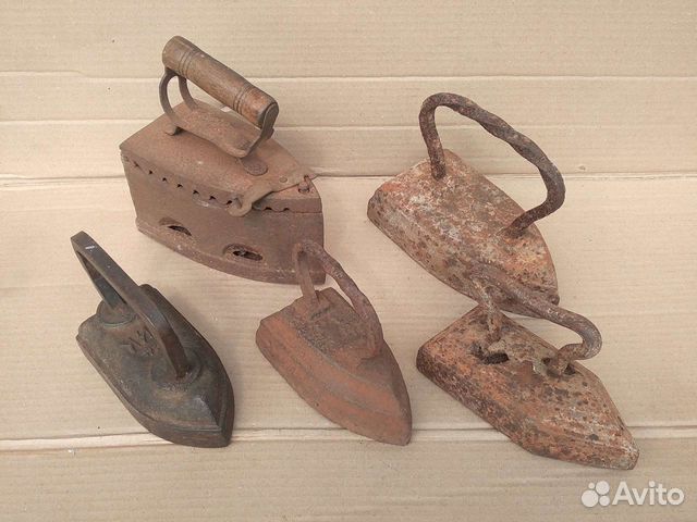 Утюг старинный