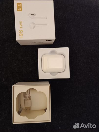 Беспроводные наушники новые