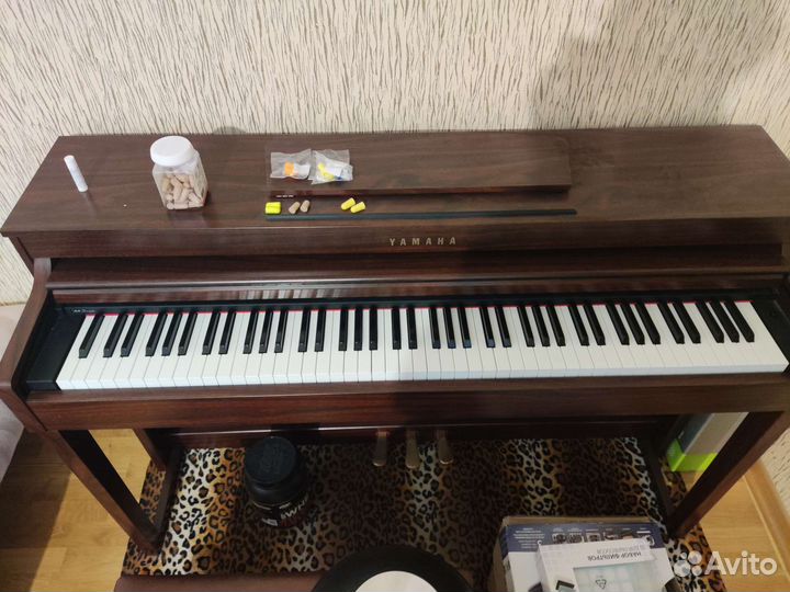 Цифровое пианино Yamaha CLP-430