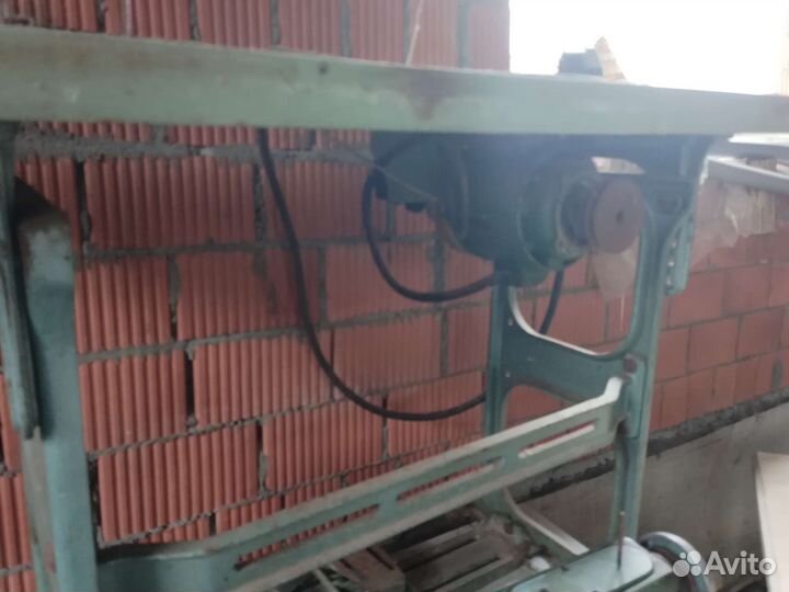 Швейная машинка бу электрическая