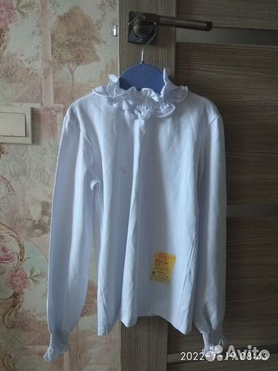 Школьная одежда 134-140, есть новые вещи