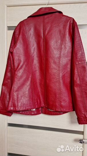 Куртка женская кожзам 48