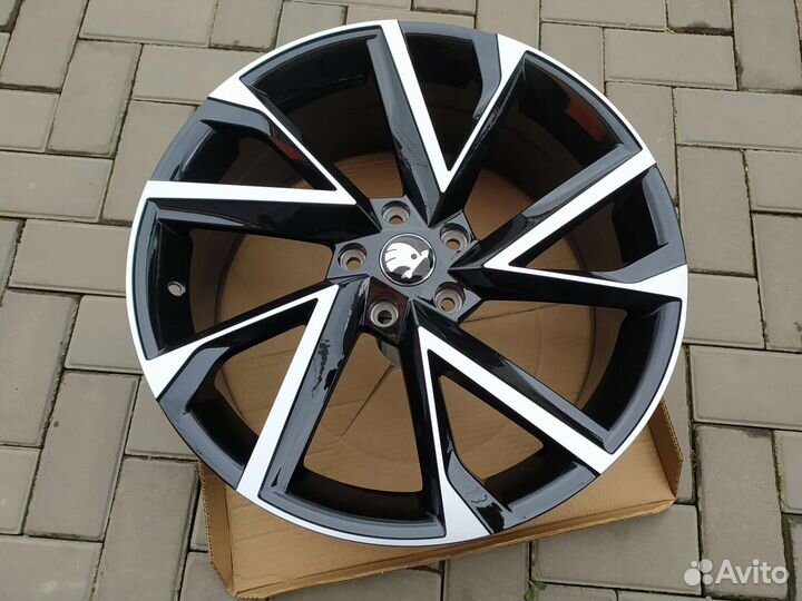 R19/5/112 Vega Skoda Octavia, Kodiak, Superb, VW