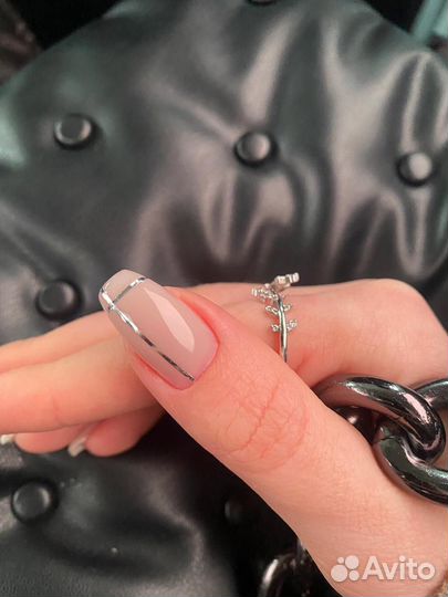 Модель на педикюр