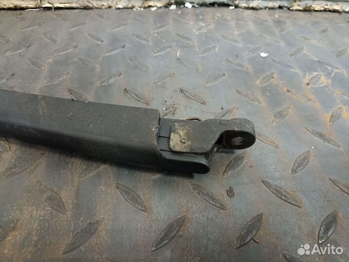 Поводок стеклоочистителя заднего для Opel Antara