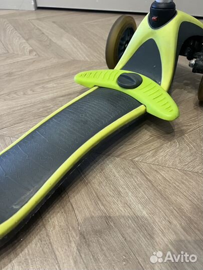 Самокат трехколесный Globber