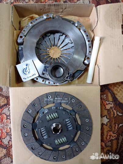 Запчасти для автомобиля ауди- Фольксваген