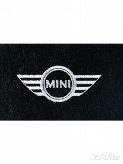 Подушка с вышивкой для автомобиля Mini