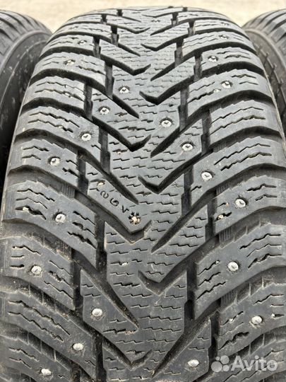 Nokian Tyres Hakkapeliitta 8 SUV 225/65 R17