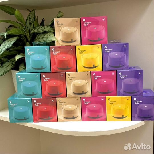 Hoвая колонка Яндекс станция лайт с Алисой