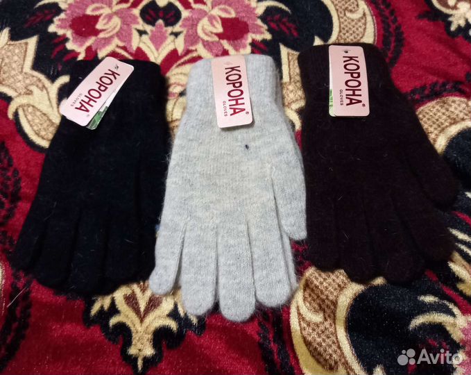 Перчатки из ангоры женские