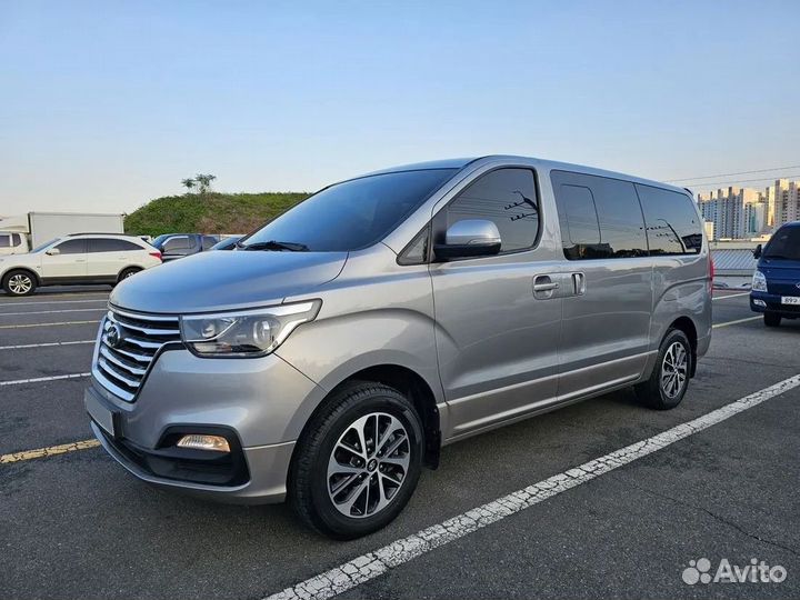 Hyundai Grand Starex 2.5 AT, 2019, 102 000 км