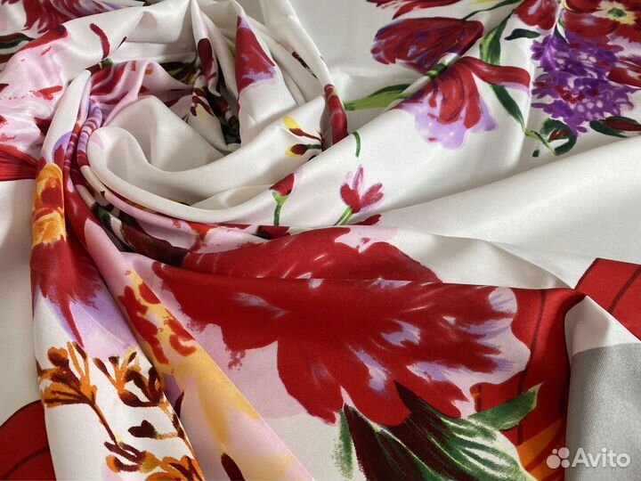 Платок шёлковый, в подарочном конверте с пакетом D