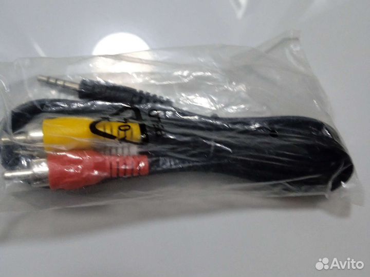 Кабель миниджек на три тюльпана