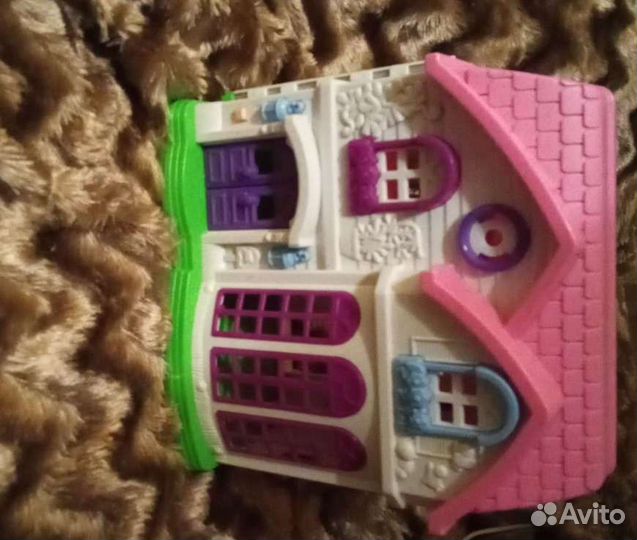 Игрушечный домик