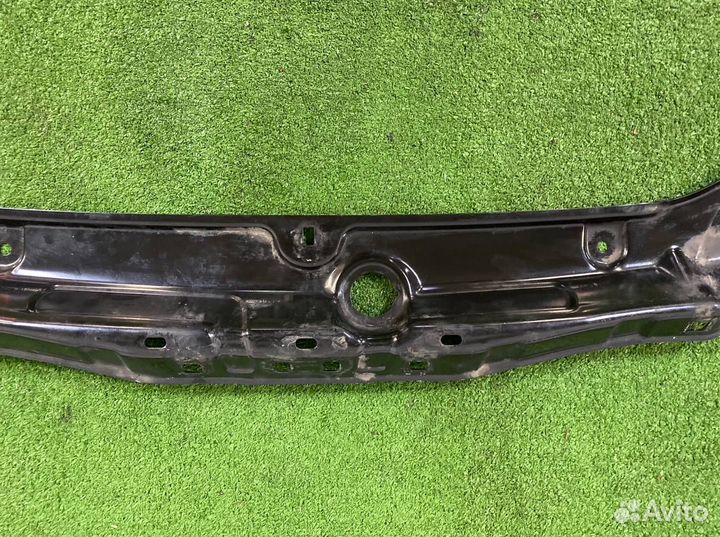 Рамка радиатора Bmw 3-Series F30