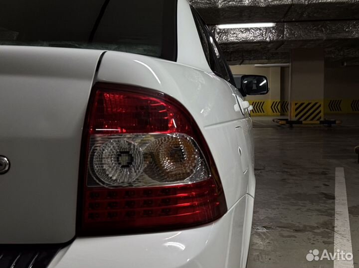 LADA Priora 1.6 МТ, 2017, 323 000 км