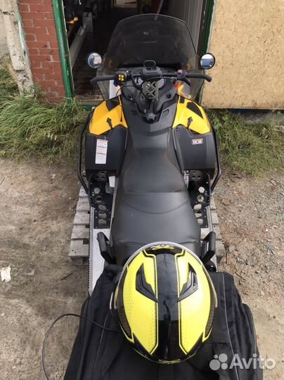 Ski-Doo Tundra WT 550