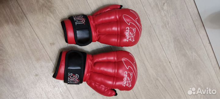 Перчатки для рукопашного боя 10oz