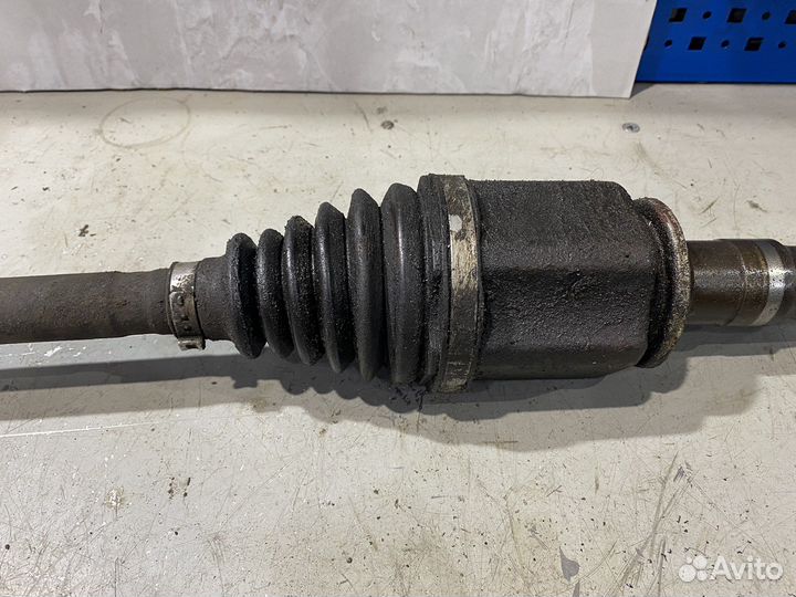 Привод передний правый Range Rover Sport L320