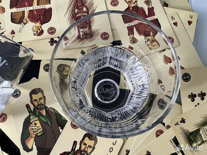 Стаканы для виски Jameson карты игральные