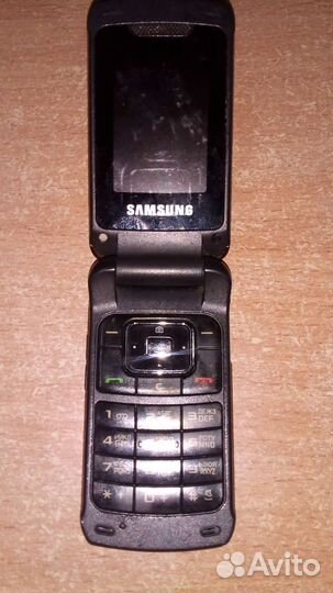 Телефон Samsung