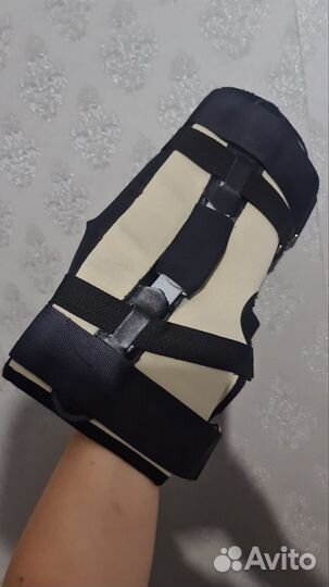 Коленный ортез