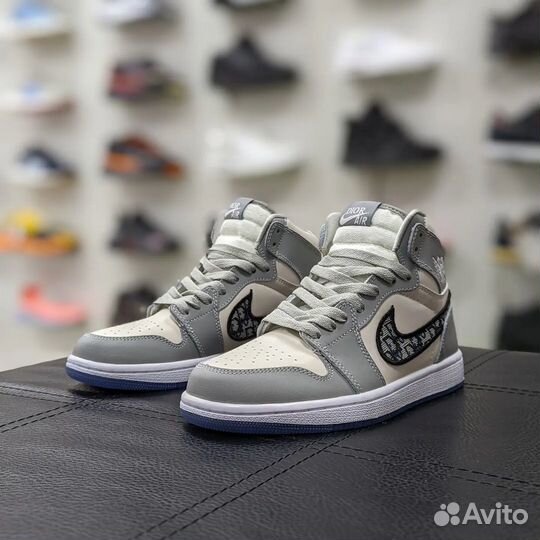 Jordan 1 D жен. (38)