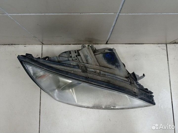 Фара передняя правая Ford Mondeo