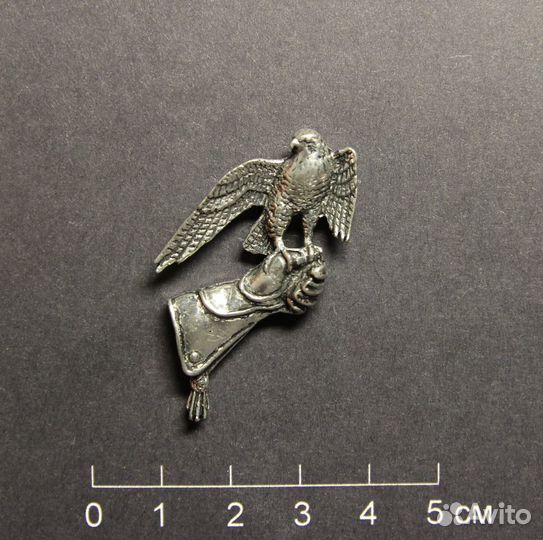 Значок брошь Сокол соколиная охота